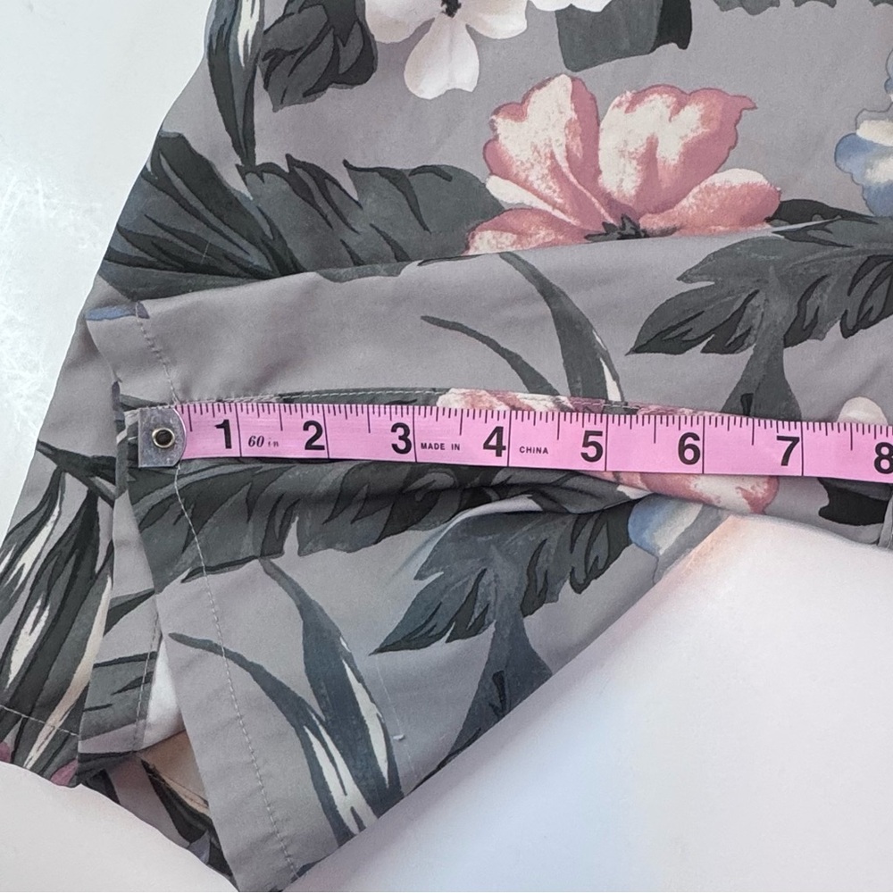 Abercrombie & Fitch Men’s Floral Swim Trunks Board Shorts Gray Pink Blue Size 28 - Picture 11 of 14